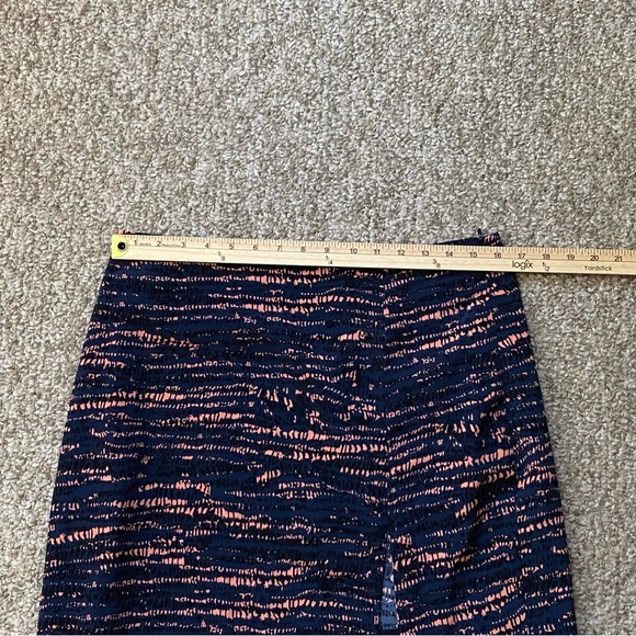 BCBGeneration Womens 10 Mini Skirt Navy Blue Pink Side Zip Front Slit Hem 17” - Picture 9 of 10